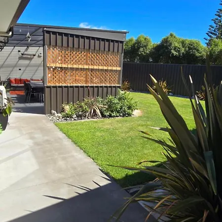 The Rocks Chalets Takaka Exterior photo