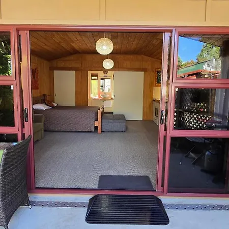 The Rocks Chalets Takaka Exterior photo