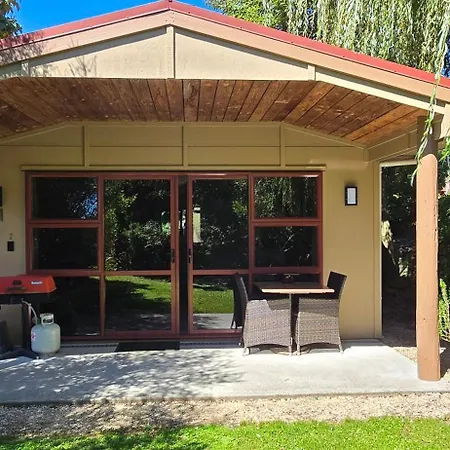 The Rocks Chalets Takaka Exterior photo