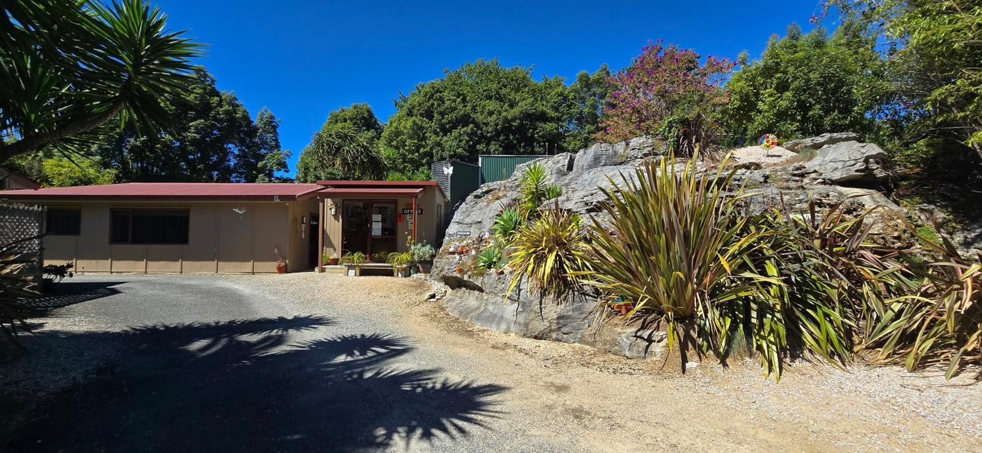 The Rocks Motel