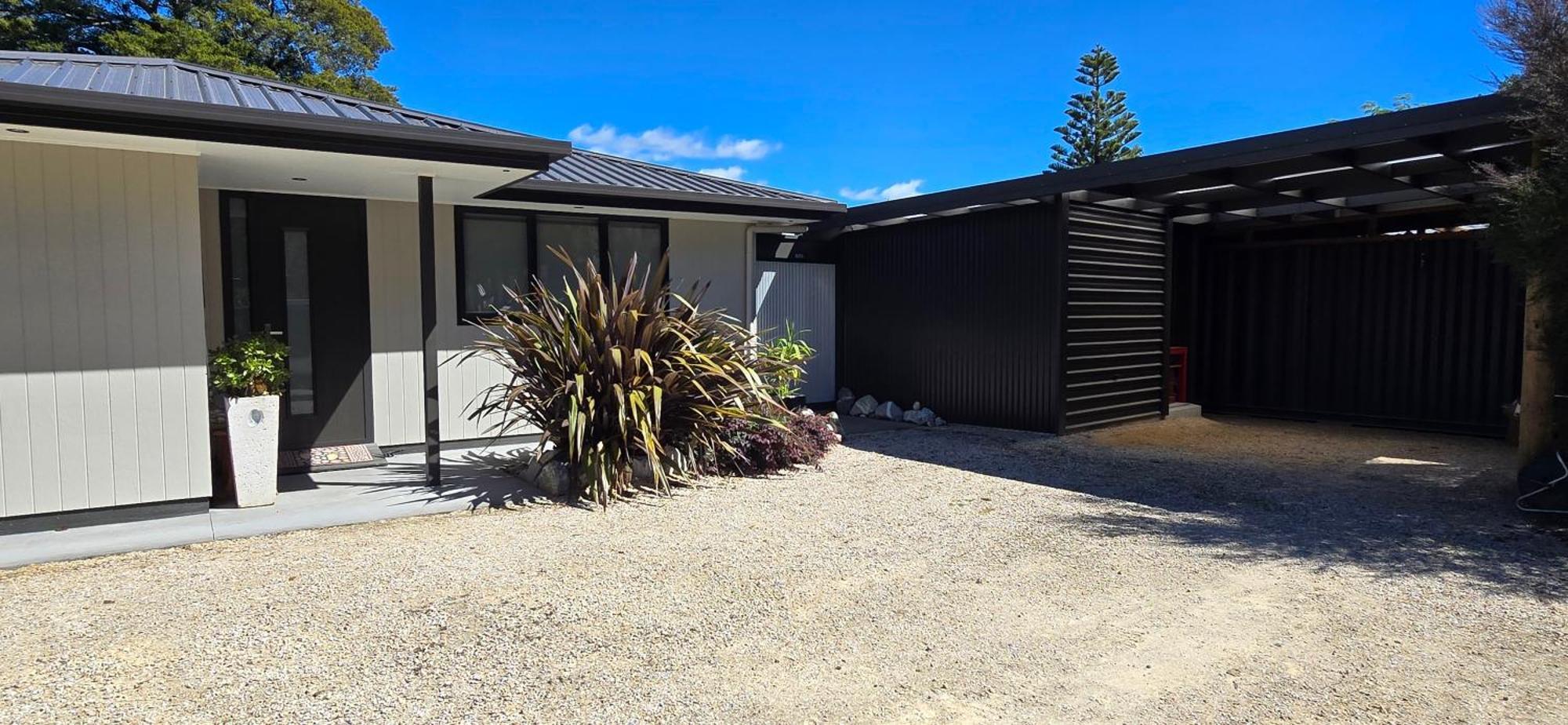 Motel The Rocks 3*